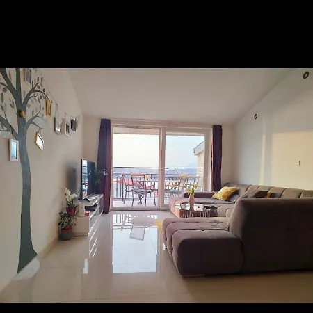 Lumos Apartment