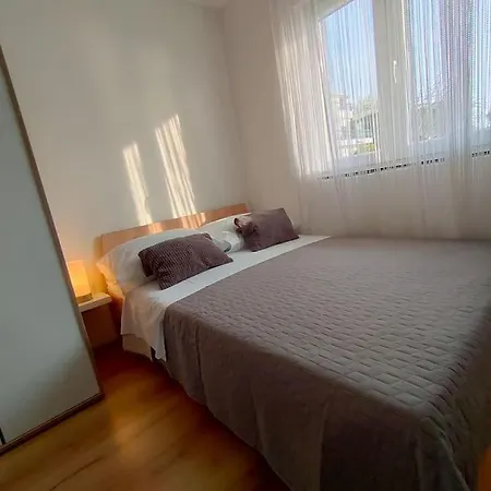 Apartment Lumos