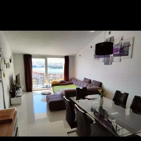 Apartment Lumos Split