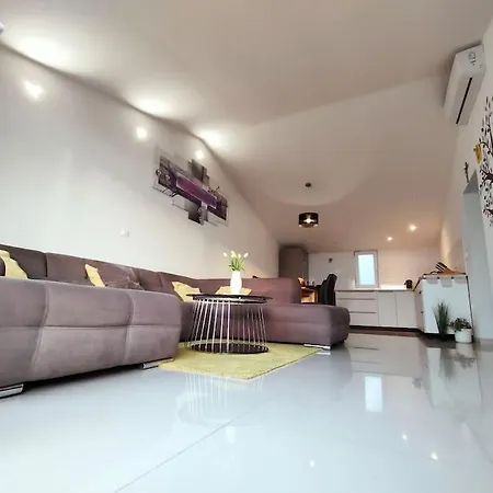 Lumos Apartment